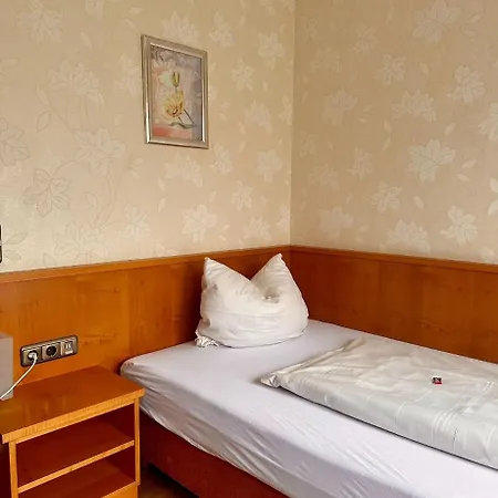 Hotel&restaurant Tennenloher Hof 3*